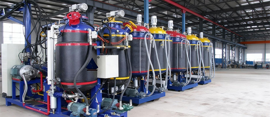 Какой срок службы у машины для вспенивания полиуретана: ключевые факторы и как его продлить